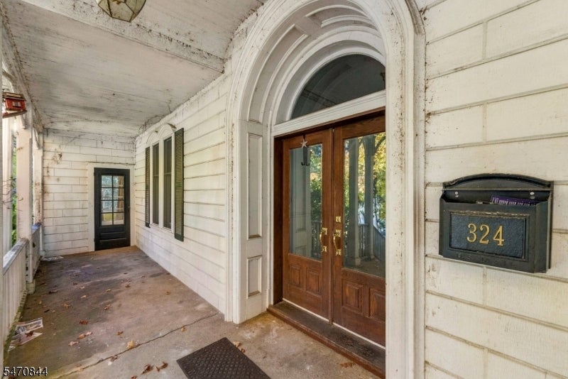324 Morris Ave