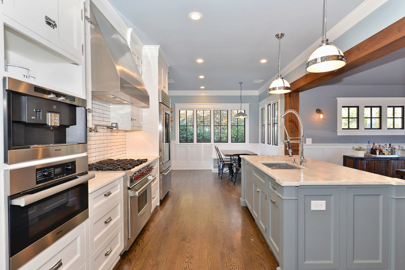 11 Crystal Rd