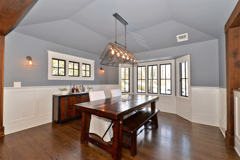11 Crystal Rd
