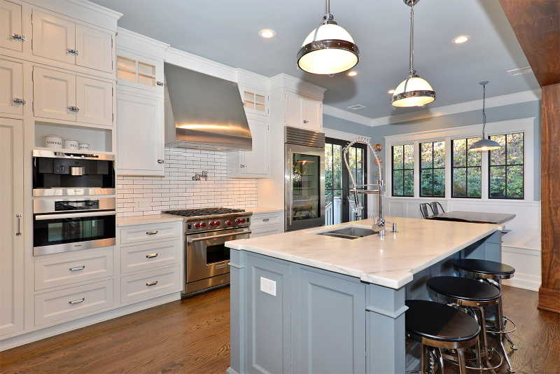 11 Crystal Rd