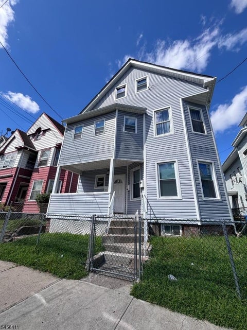 Photo for 130 E 21St St