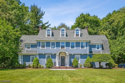 22 High St 2R Montclair Twp. NJ 07042