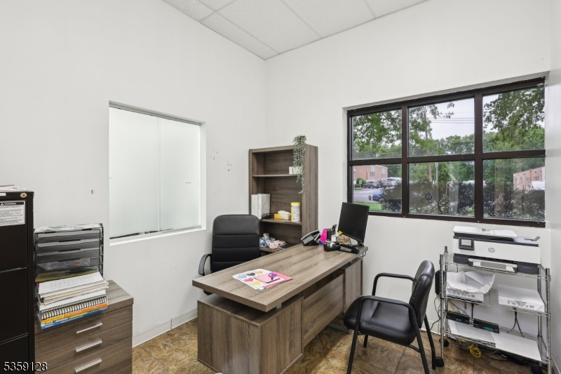 18 Microlab Rd