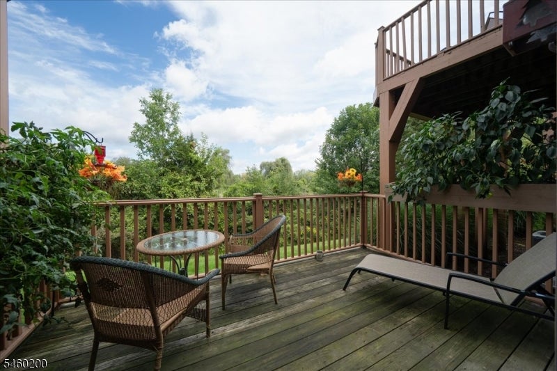 7 Maple Cres unit 12 12