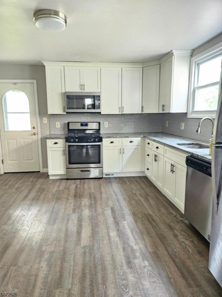 3 Thompson St Unit B
