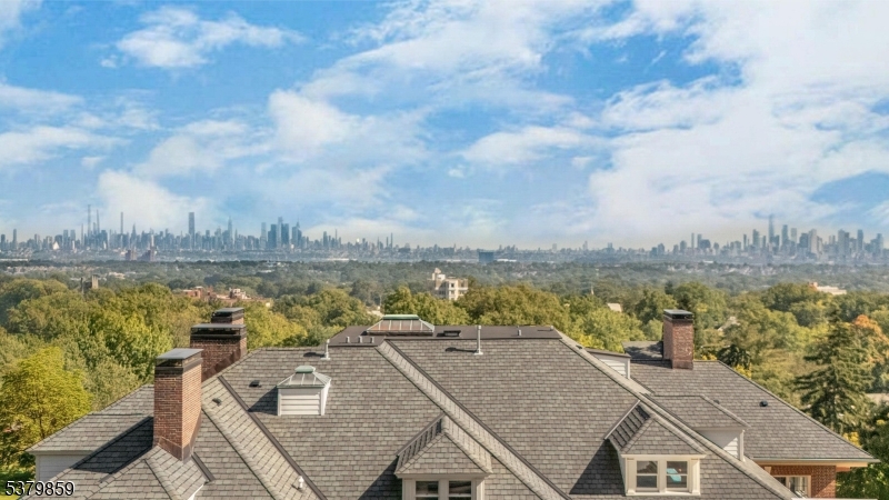 88 SOUTH MOUNTAIN AVENUE