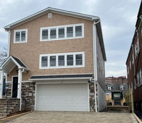 45 Lincoln St East Orange City NJ 07017