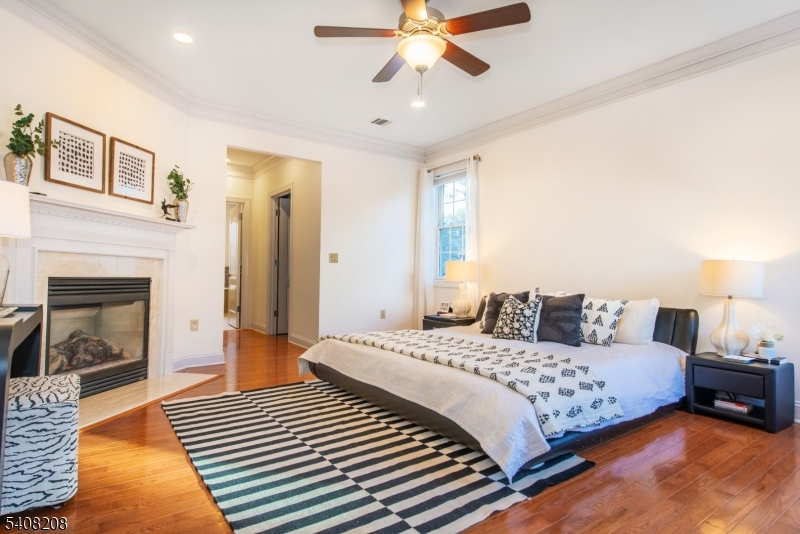 3 Christopher Ct