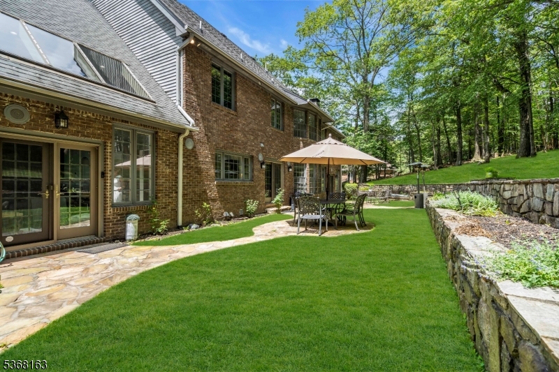 14 N Ridge Rd