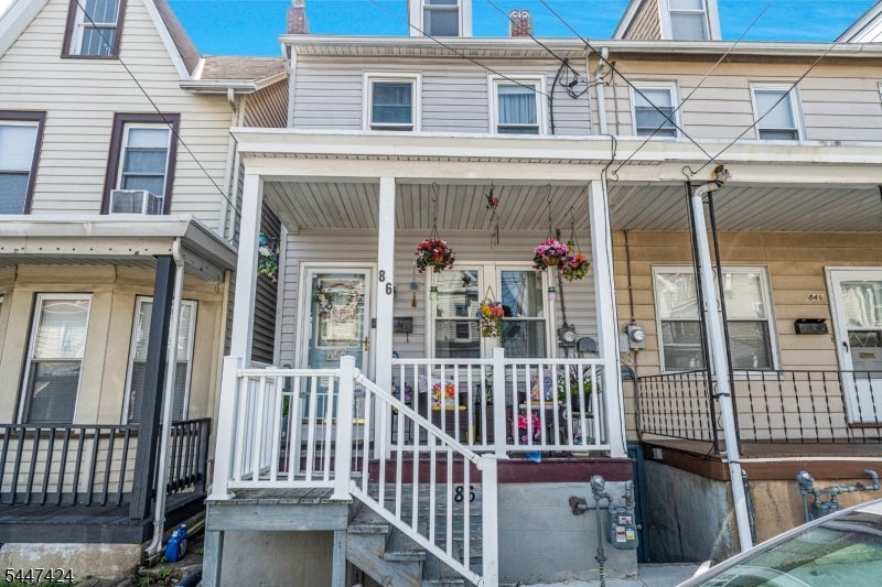 86 Summit Ave