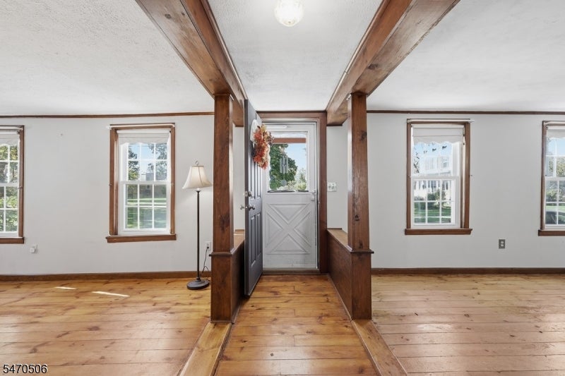 302 Market St