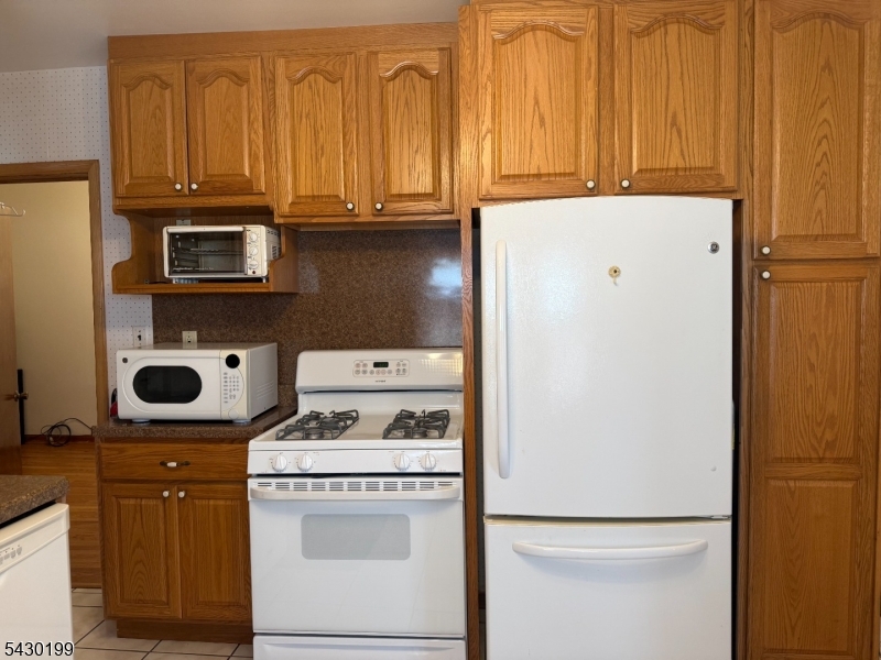 72 Baldwin Pl 2