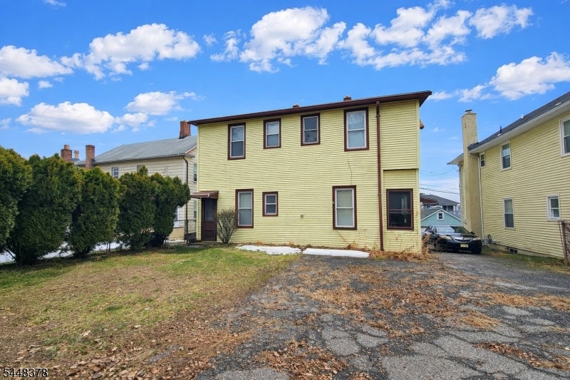 210 Union St