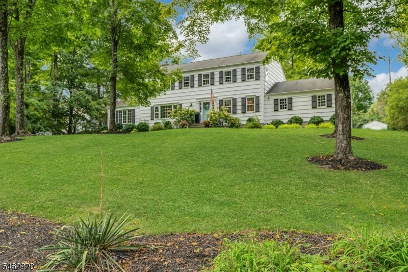 122 N Maple Ave