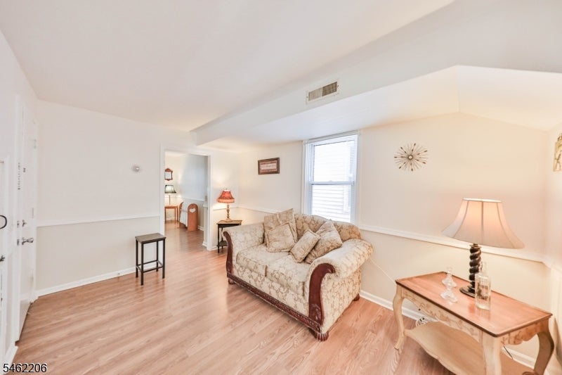 36B Bennett St 36B