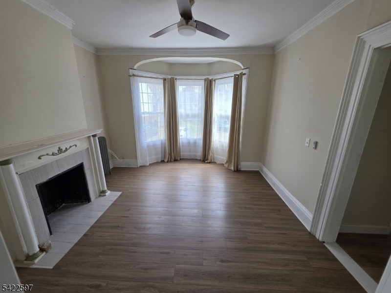 819 Kensington Ave 1