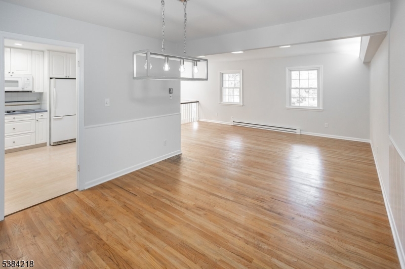 2 Hadley Way