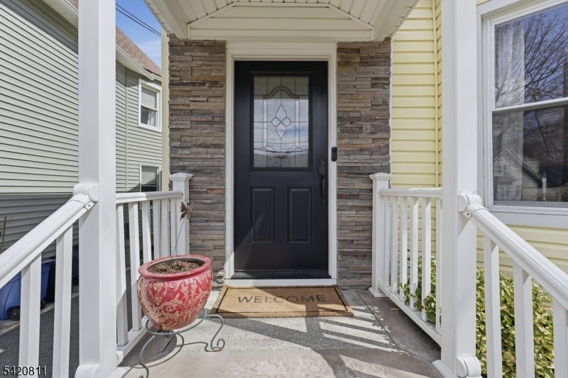 385 Berkeley Ave