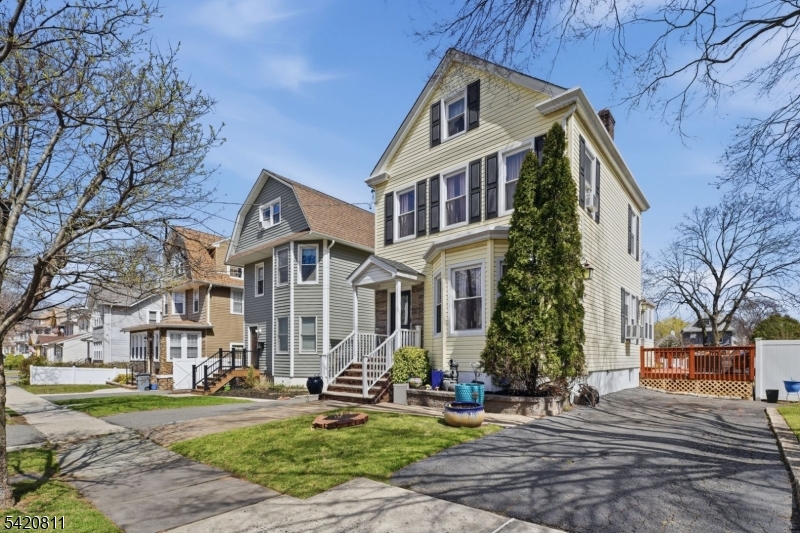 385 Berkeley Ave