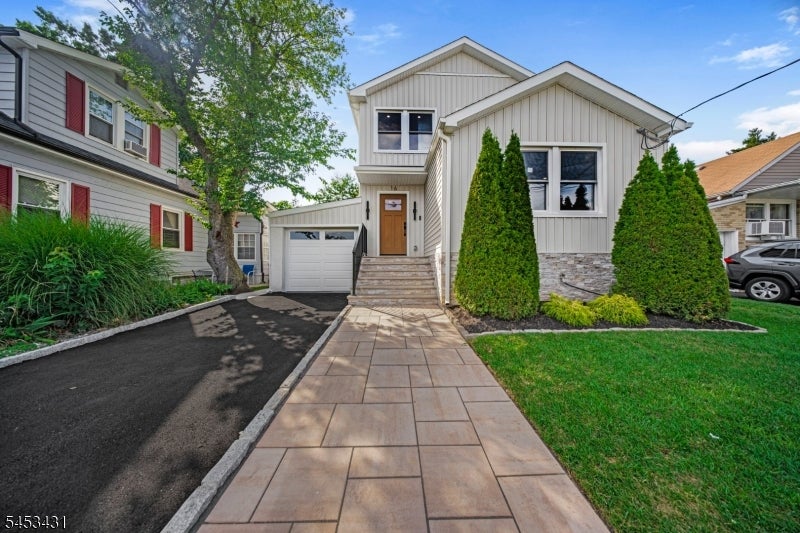 16 Norman Ave