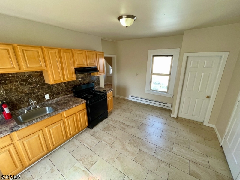 5 Joyce St