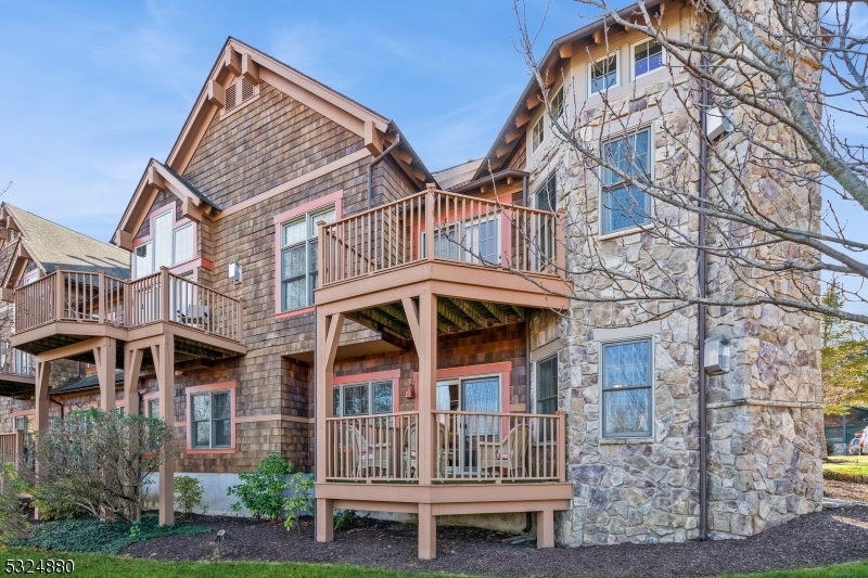 5 Pine Crescent Unit 11