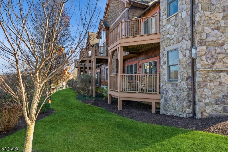5 Pine Crescent Unit 11