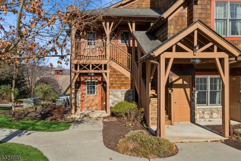 5 Pine Crescent Unit 11