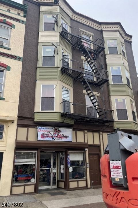 197 North Ave Plainfield City NJ 07060