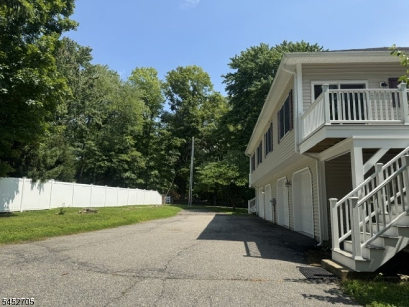 23 W Hanover Ave 23A
