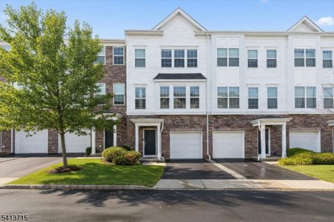 303 Saratoga Ct Branchburg Twp. NJ 08876