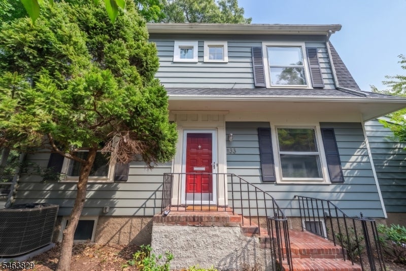 133 Buckingham Rd