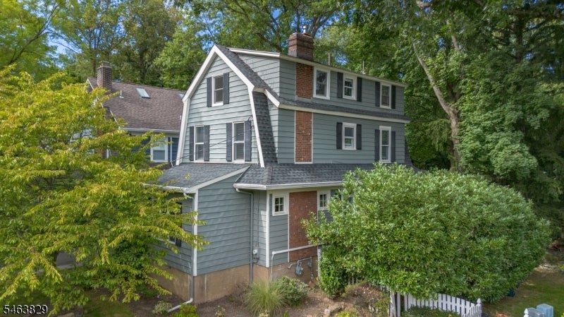 133 Buckingham Rd