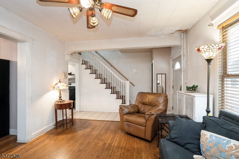 17 Whittlesey Ave