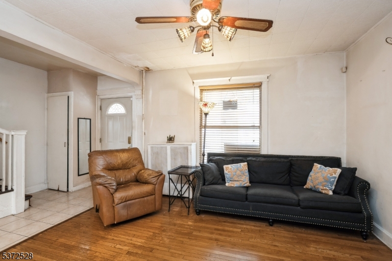 17 Whittlesey Ave