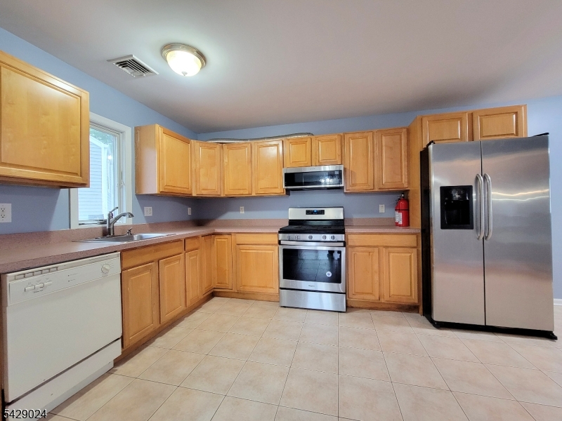 154 Norwood Ave 2