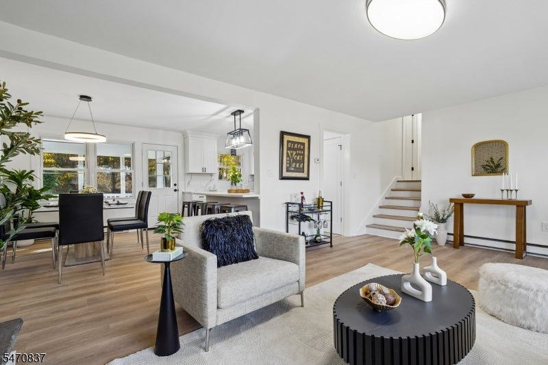 26 Chestnut Tree Dr