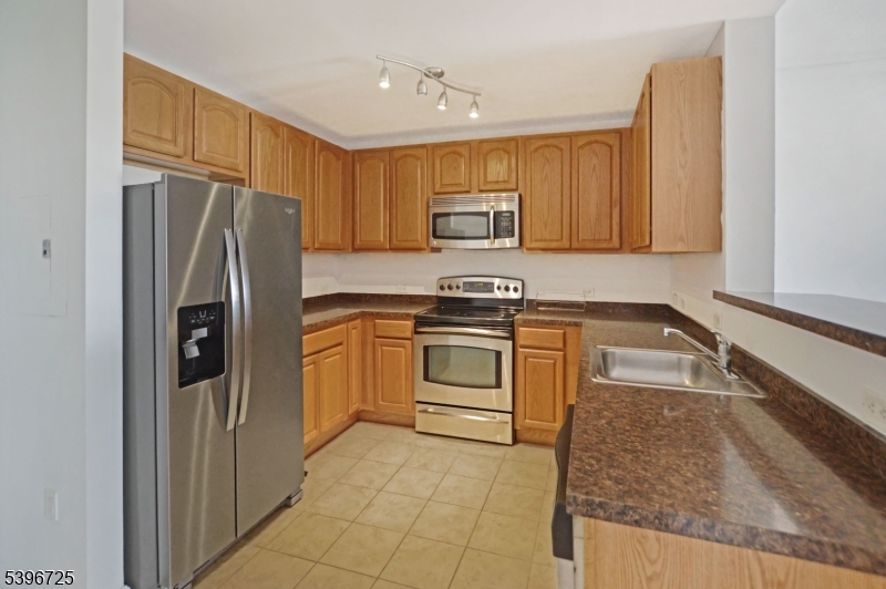 1 Carriage City Plz 1203