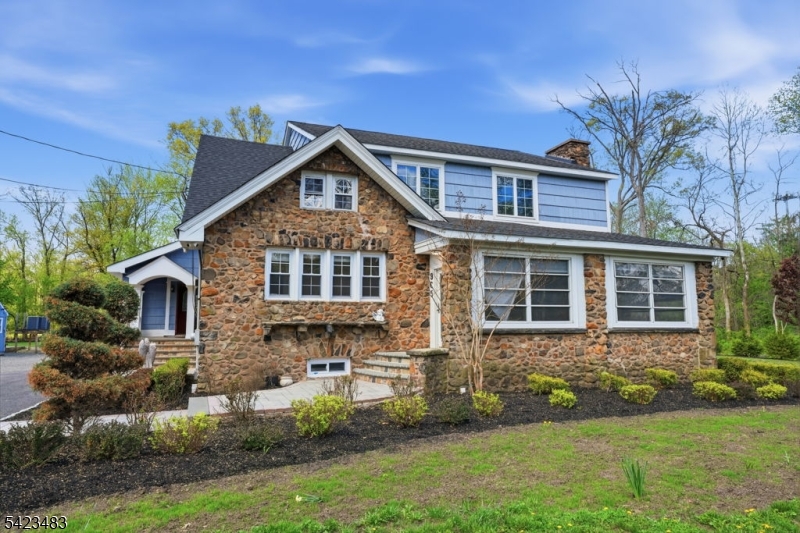 901 N Washington Ave