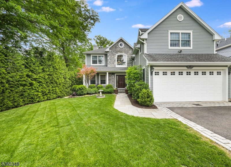 6 Fairview Ave