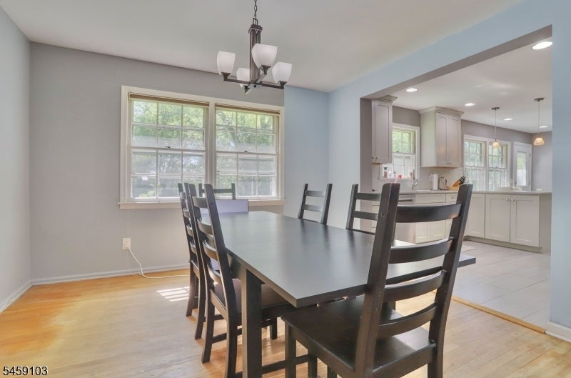 93 Summit Ct