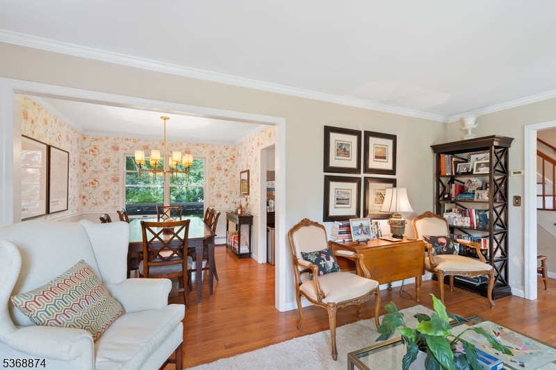 36 Oakwood Trl