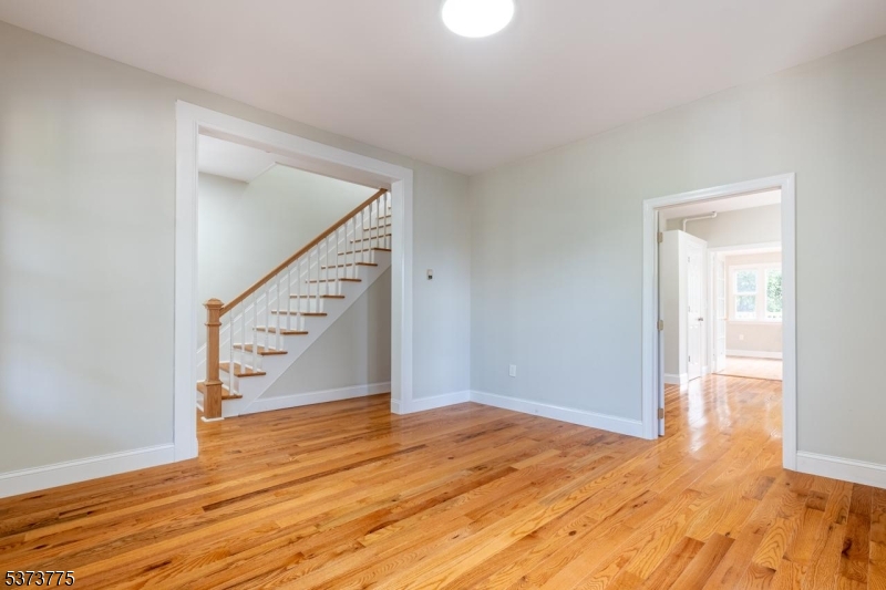 9 Overpeck Ave