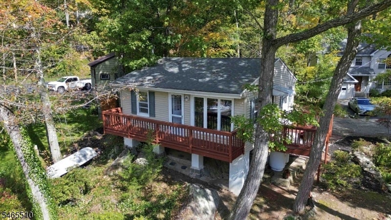 12 Knollwood Pl