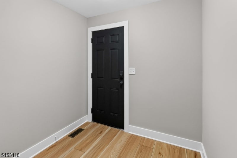 33 Grant St Unit 1 1