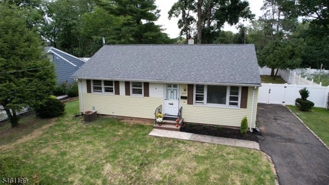 Photo for 627 Warfield Rd