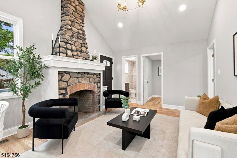 115 Wildwood Rd