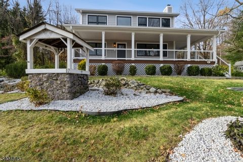 17 Rockaway Valley Rd Montville Twp. NJ 07005