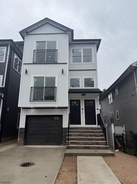 46 Milford Ave Newark City NJ 07108