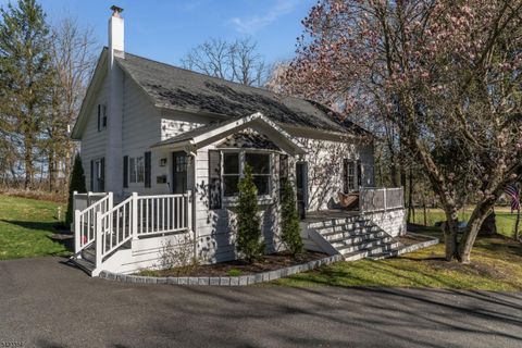 111 Lommason Glen Rd White Twp. NJ 07823